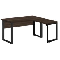 Mesa em L (Mesa 1,50m + Mesa Auxiliar) – S/ Gavetas MARSALA/PRETO – 25476 Móveis Única Linha 30 mm